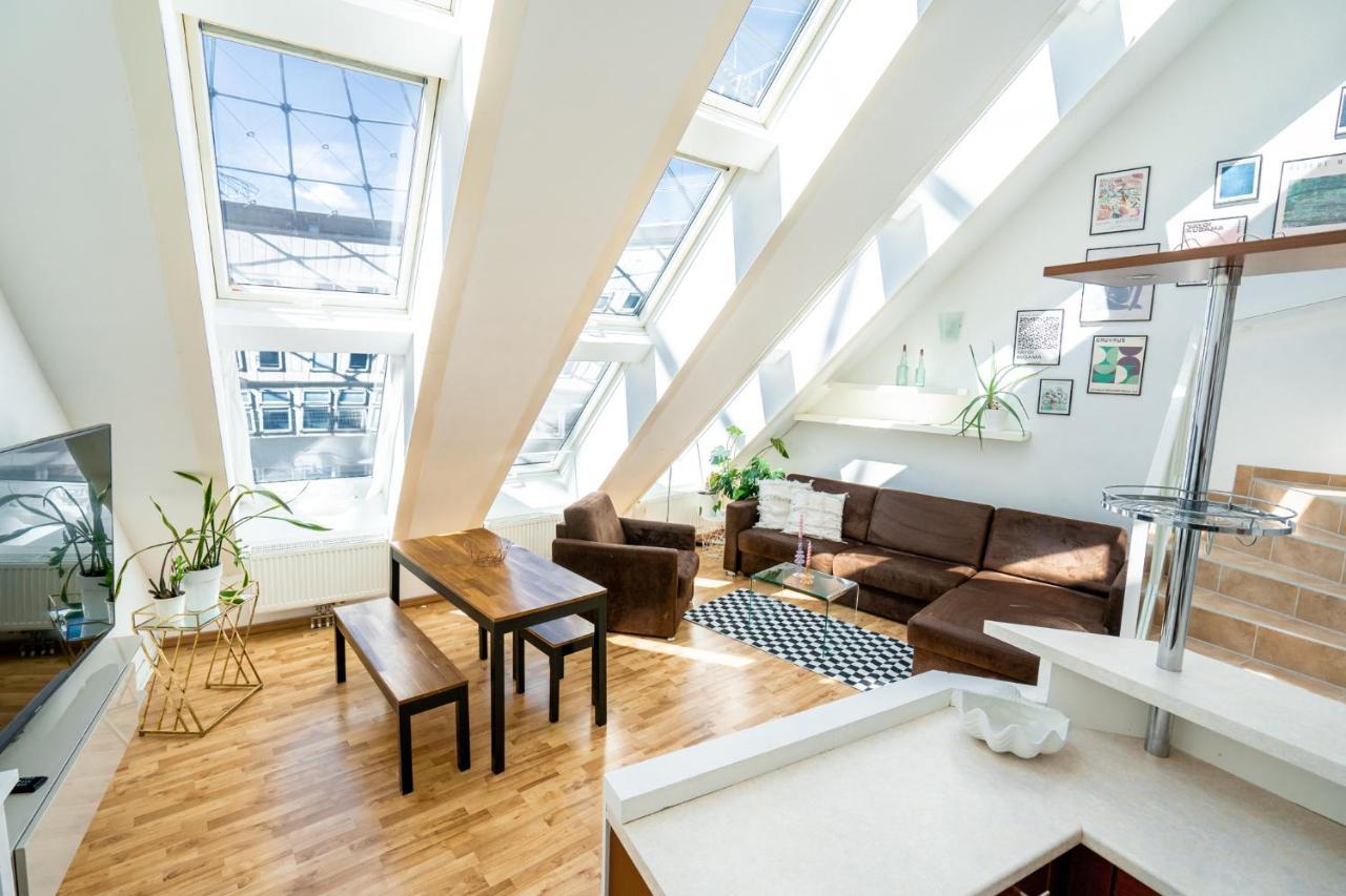 Unique Maisonette Apartment Gasometer 12Th Floor Вена Экстерьер фото